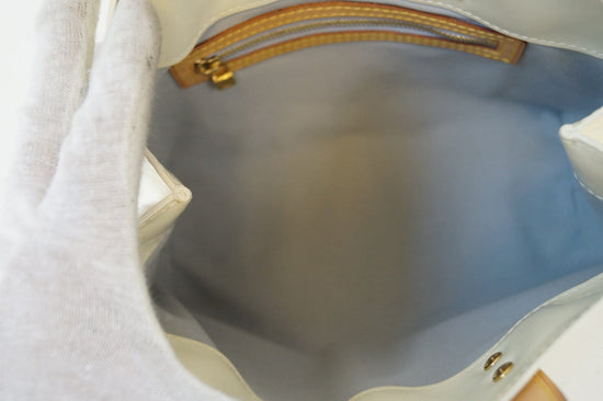 White Louis Vuitton Monogram Vernis Reade PM Handbag – Designer Revival
