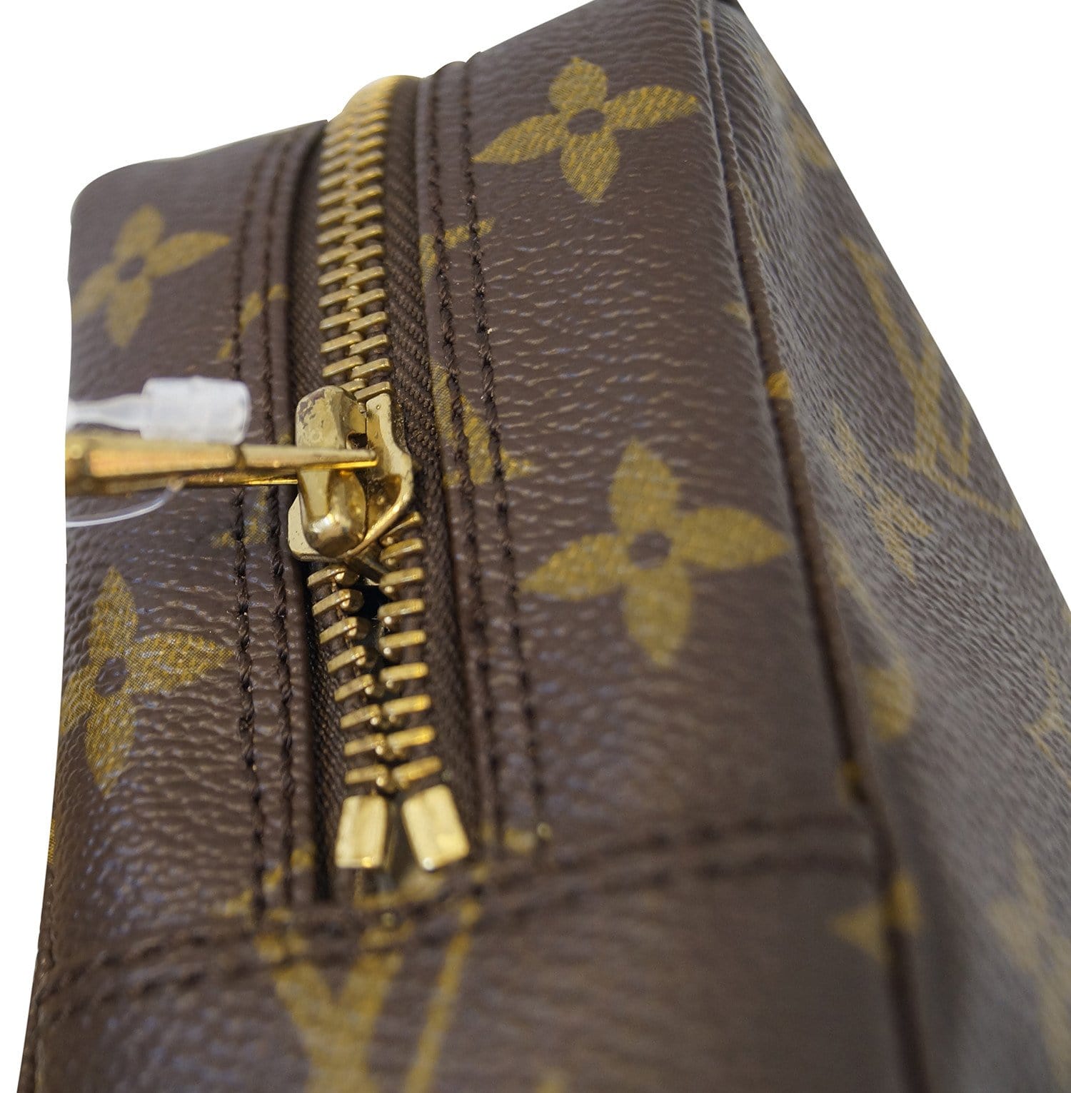 LOUIS VUITTON Monogram Trousse Toilette 23 Pouch