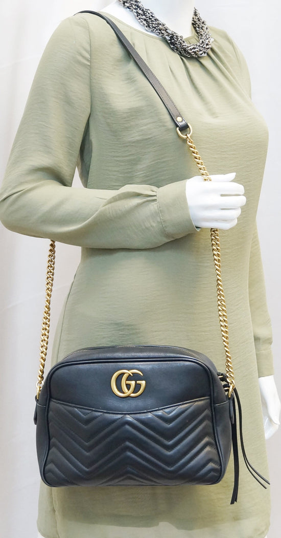 GUCCI GG Marmont Medium Matelasse Shoulder Bag Black