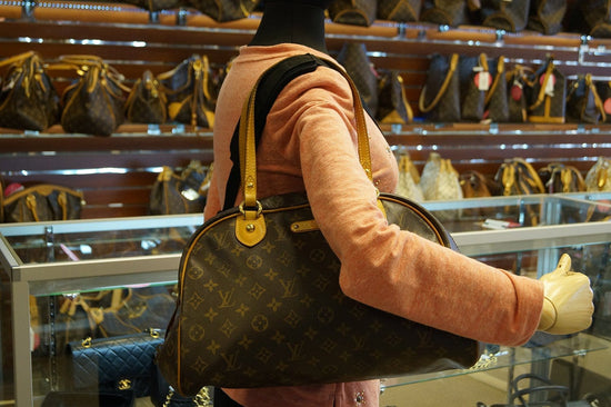 Louis Vuitton Montorgueil GM Monogram Canvas Shoulder Bag