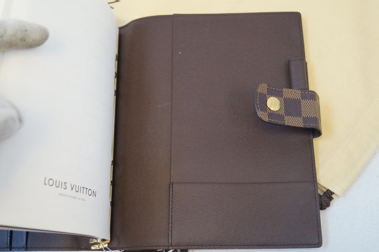 LOUIS VUITTON Damier Ebene Brown Agenda GM Planner Cover