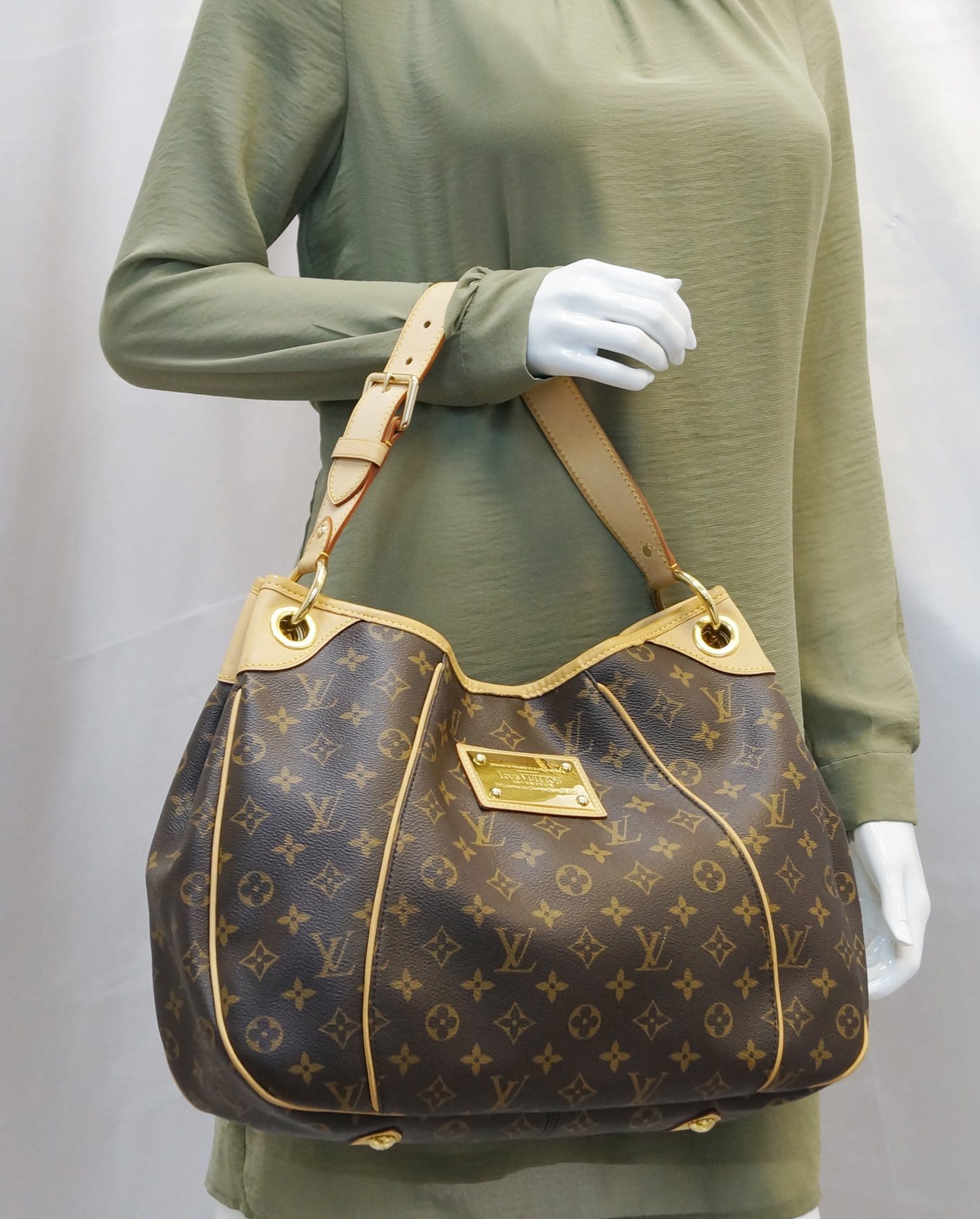 LOUIS VUITTON Monogram Canvas Galliera PM Brown Shoulder Bag