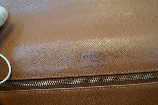 Louis Vuitton Monogram Pochette Dam GM Clutch Used – luxuryforlessjpn