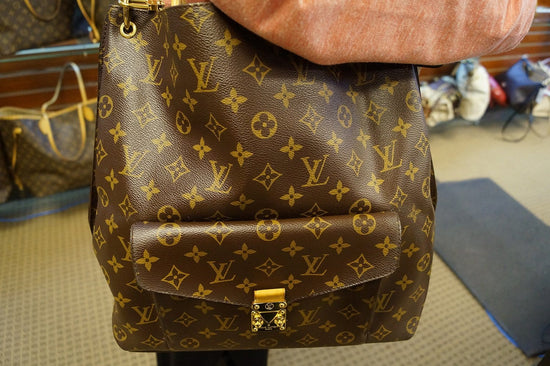 Louis Vuitton, Bags, Louis Vuitton Mtis Hobo Monogram