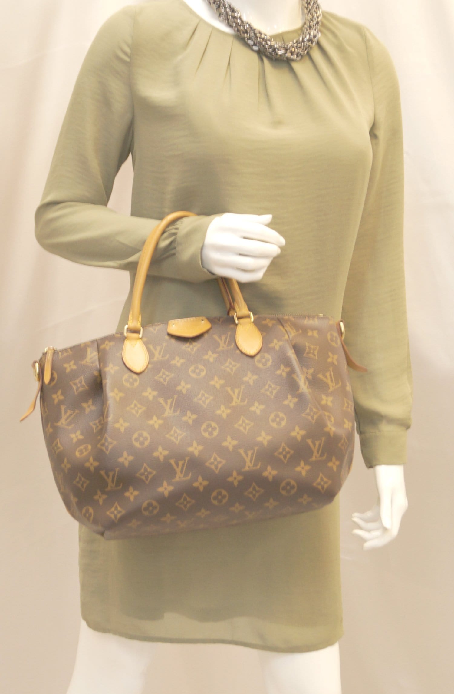 LOUIS VUITTON Turenne MM Monogram Canvas 2Way Shoulder Bag Brown