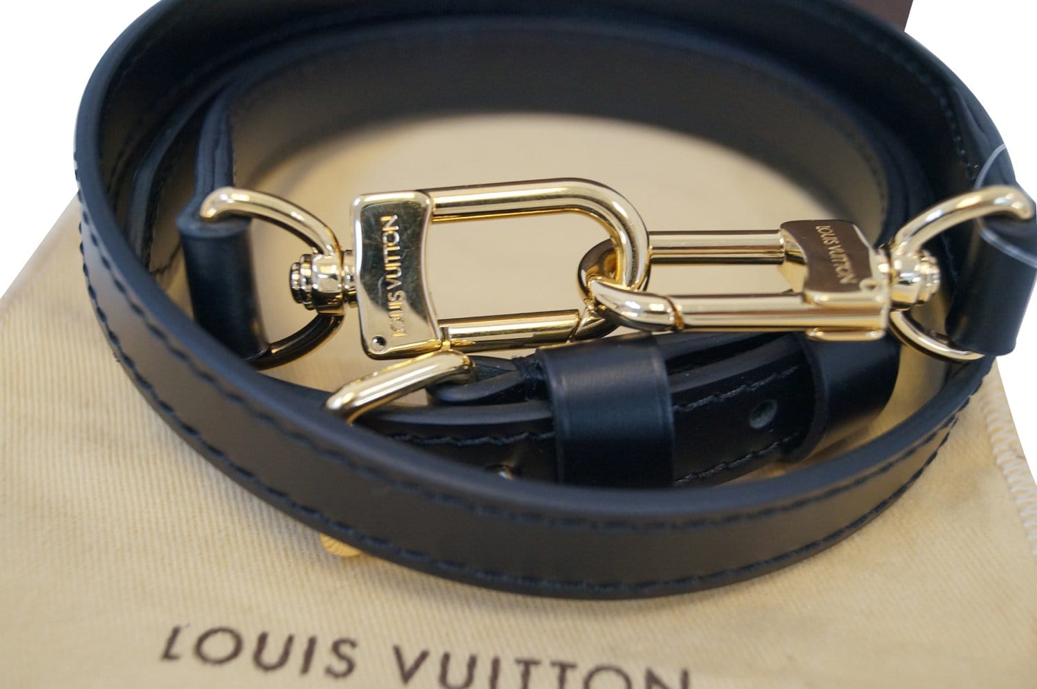 LOUIS VUITTON Leather Black Shoulder Strap