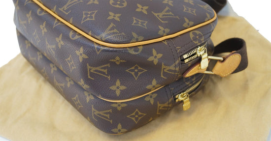 Louis Vuitton Reporter Monogram Canvas – l'Étoile de Saint Honoré