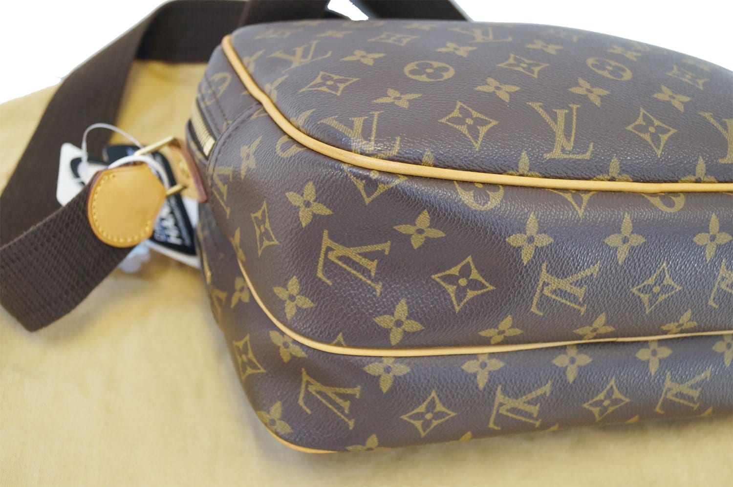 LOUIS VUITTON Monogram Reporter PM Messenger Bag