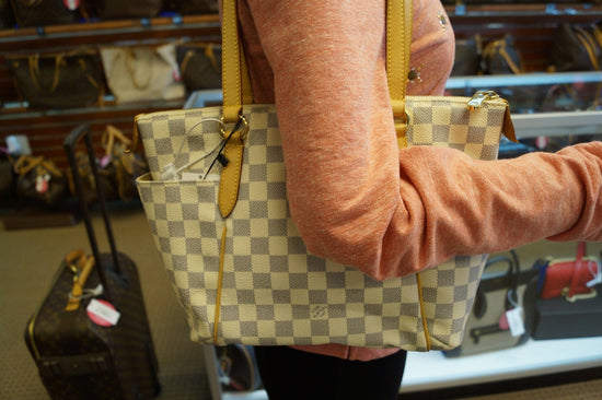 White Louis Vuitton Damier Azur Totally PM Shoulder Bag