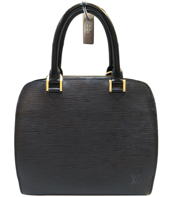 Pont neuf leather handbag Louis Vuitton Black in Leather - 33374926