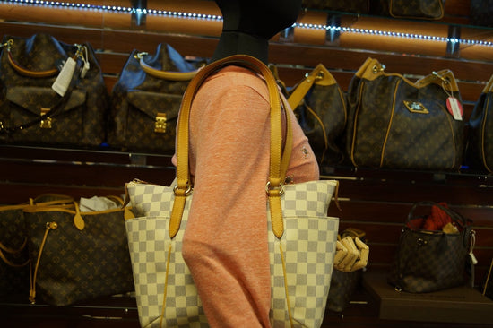 White Louis Vuitton Damier Azur Totally PM Shoulder Bag – Designer Revival