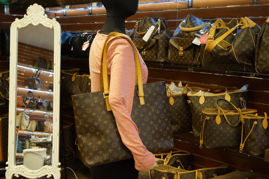 Louis Vuitton Luco Tote Bag – La Petite Boutique Winthrop