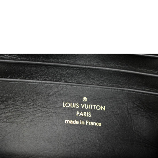 LOUIS VUITTON Crossbody Pochette Bag New Wave M67531 Chain