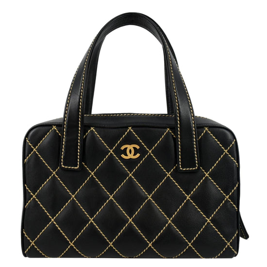 Chanel 8 Knots Lambskin Leather Tote Bag (SHG-23076) – LuxeDH