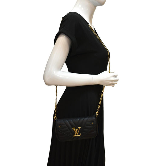 LOUIS VUITTON Crossbody Pochette Bag New Wave M67531 Chain