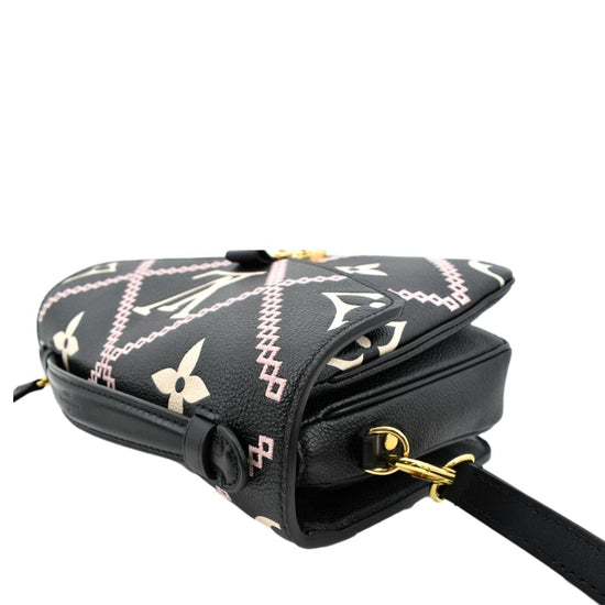 Metis leather crossbody bag Louis Vuitton Black in Leather - 25090938