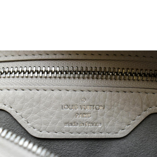 Louis Vuitton Beige Monogram Mahina Selene PM QJBAXM1QIF010