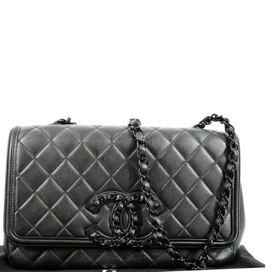 Chain around leather crossbody bag Chanel Black in Leather - 16642449