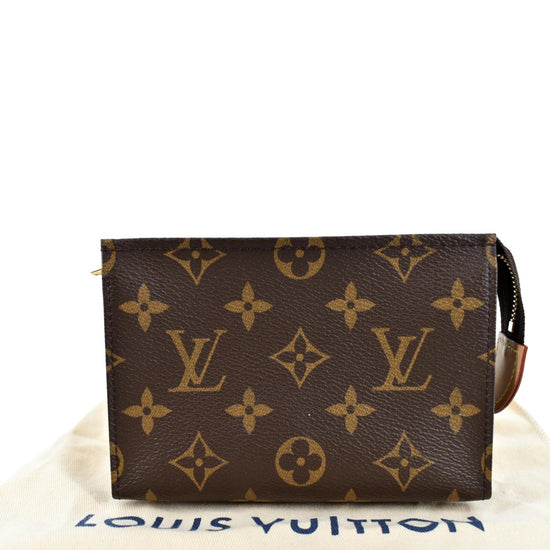 Louis Vuitton Toiletry 15 make up pouch monogram – JOY'S CLASSY COLLECTION