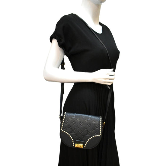 Junot leather crossbody bag Louis Vuitton Black in Leather - 32518133