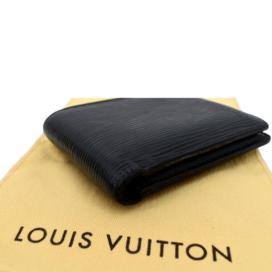 Louis Vuitton Green Epi Leather Multiple Wallet Louis Vuitton