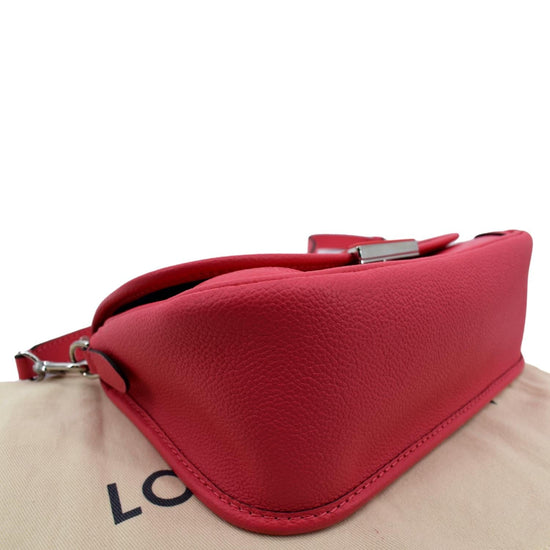 LOUIS VUITTON Buci Epi Leather Shoulder Bag Dragon Fruit