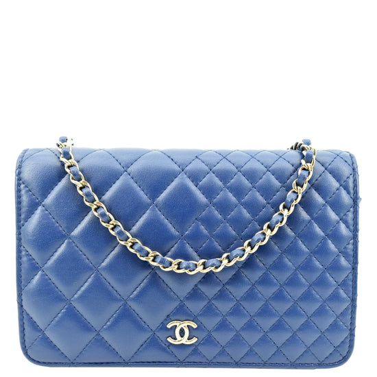 Wallet on chain leather mini bag Chanel Blue in Leather - 31275196