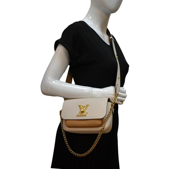 LOUIS VUITTON Lockme Tender Grained Calfskin Leather Shoulder Bag Grei