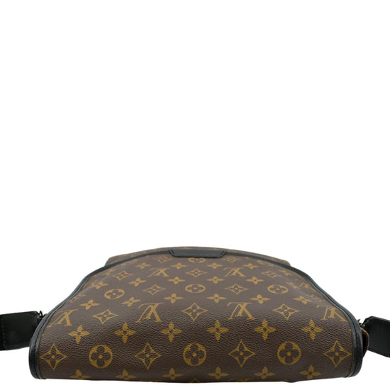 Louis Vuitton Monogram Macassar Canvas Bass MM Messenger Bag Louis Vuitton  | The Luxury Closet