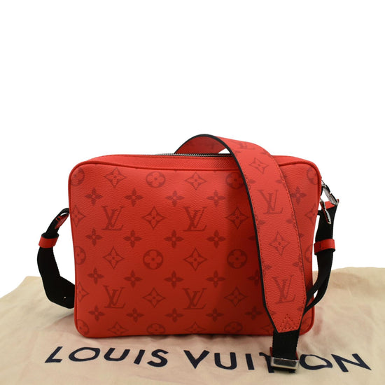 Louis Vuitton Outdoor Messenger Monogram Antarctica Taiga White in Taiga  Leather/Coated Canvas with Silver-tone - US