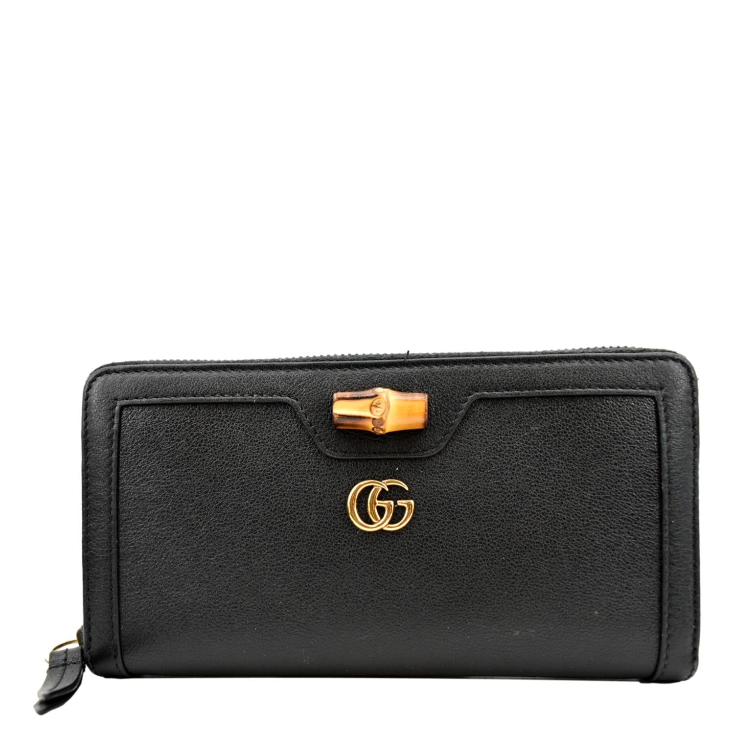 GUCCI Calfskin Matelasse GG Marmont 2.0 Coin Purse On A Chain Black 724629  | FASHIONPHILE