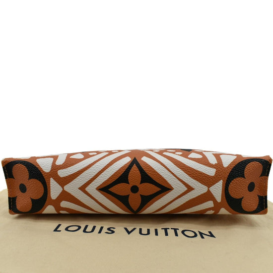 Louis Vuitton Monogram Giant Crafty Pochette Toiletry 26 Creme Caramel
