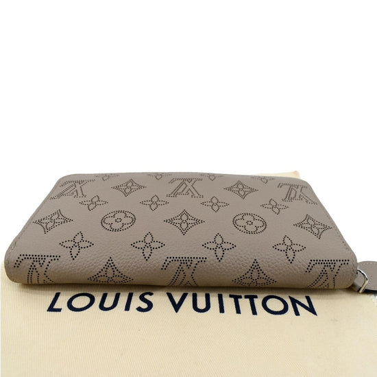 Louis Vuitton Zippy Wallet Galet Mahina