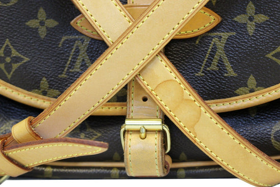 Louis Vuitton 2006 pre-owned monogram Saumur 30 crossbody bag