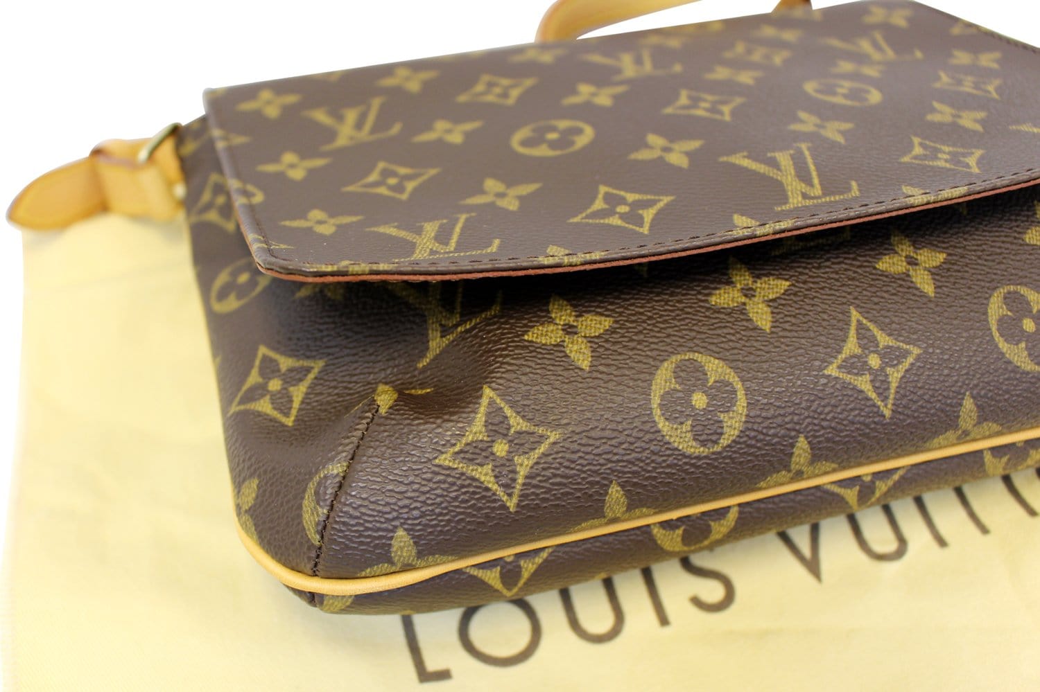 Louis Vuitton Vintage Monogram Canvas Musette Tango Messenger Bag at 1stDibs