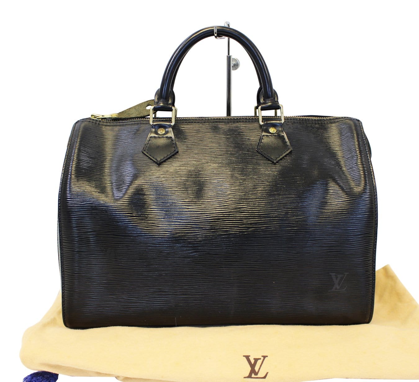 Louis Vuitton Epi Leather Passy PM Satchel - FINAL SALE (SHF-18117) – LuxeDH