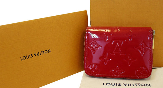 LOUIS VUITTON Vernis Leather Zippy Coin Purse Cerise Cherry