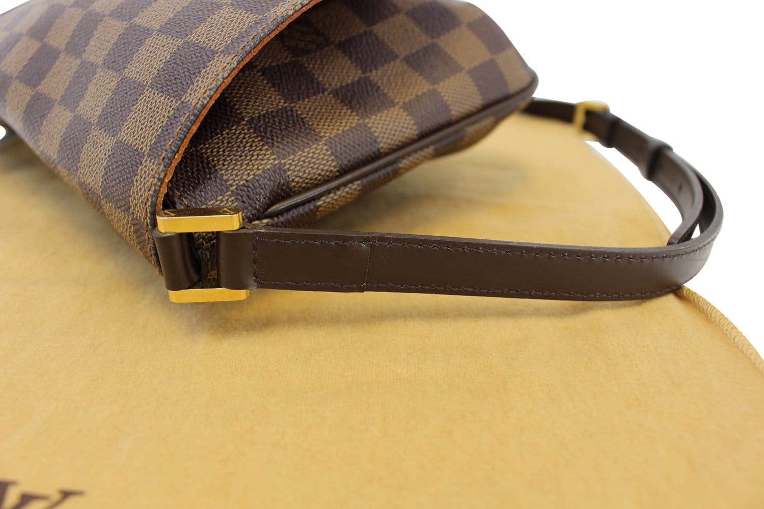 Authentic LOUIS VUITTON Damier Ebene Musette Tango Long Strap Crossbod