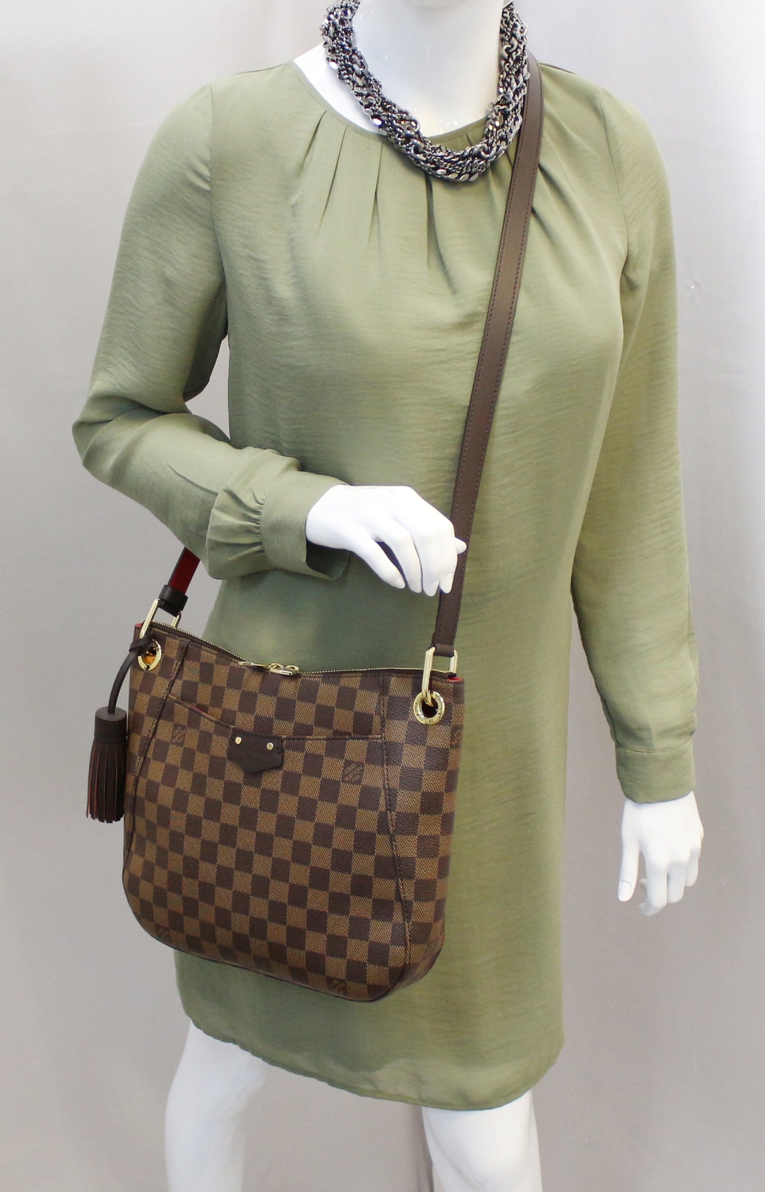 LOUIS VUITTON Damier Ebene South Bank Besace Crossbody Bag