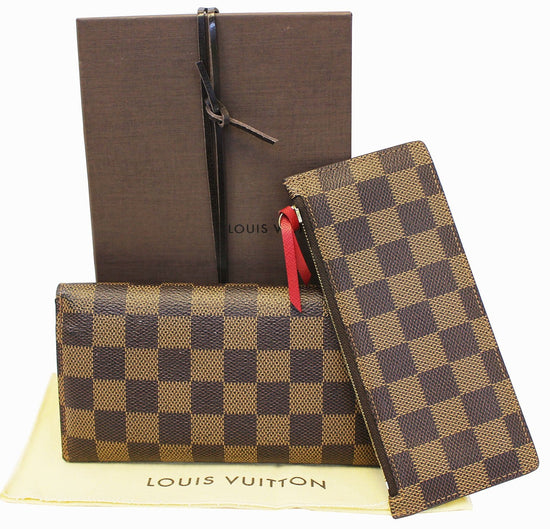 ✨LOUIS VUITTON✨ Josephine Wallet Selling $600 Discontinued in Damier Ebene  Comes with a removable coin purse Good condition Full set