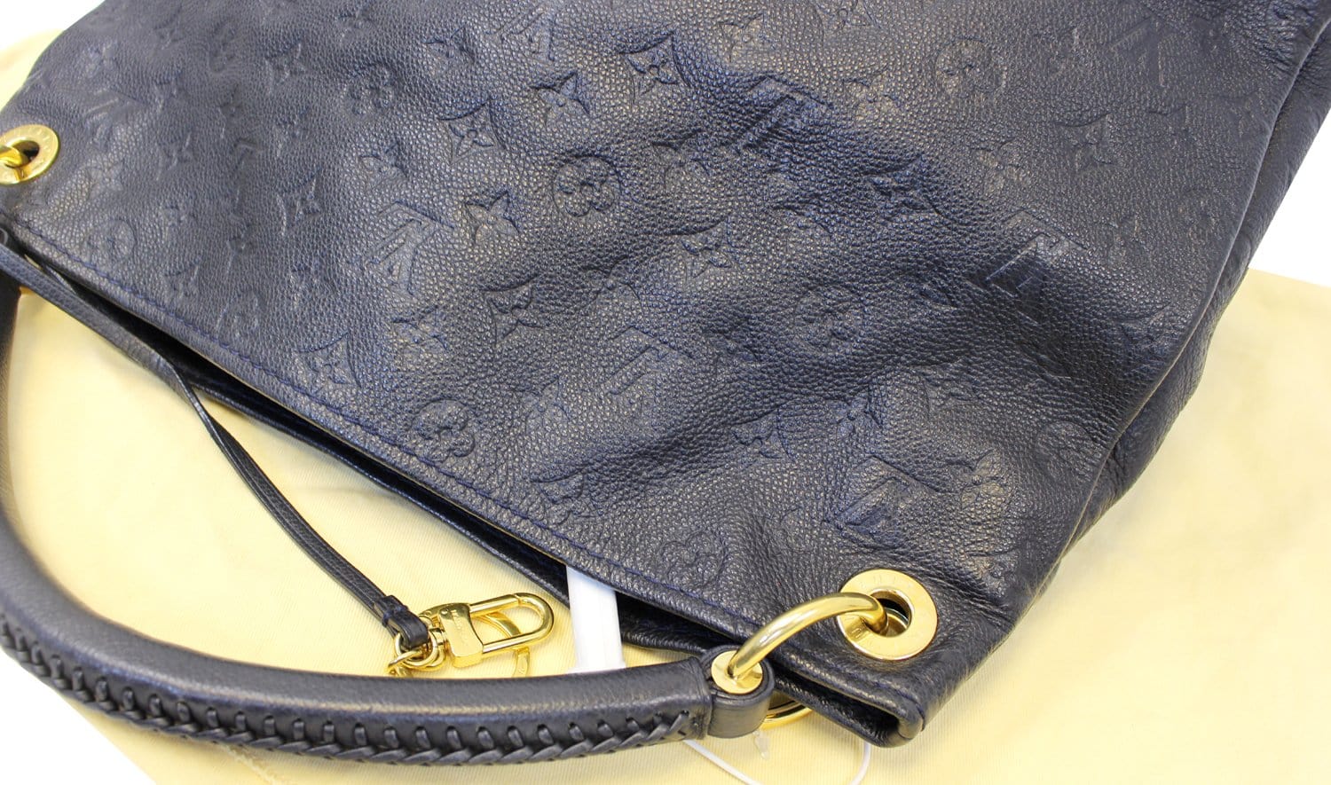 Louis Vuitton Empreinte Artsy MM Infini Hobo Monogram Empreinte