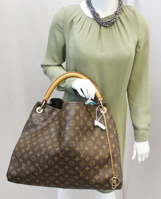 Louis Vuitton Discontinued Size! Artsy Gm! Code Ca2170 Made In Spain!  Shoulder Bag