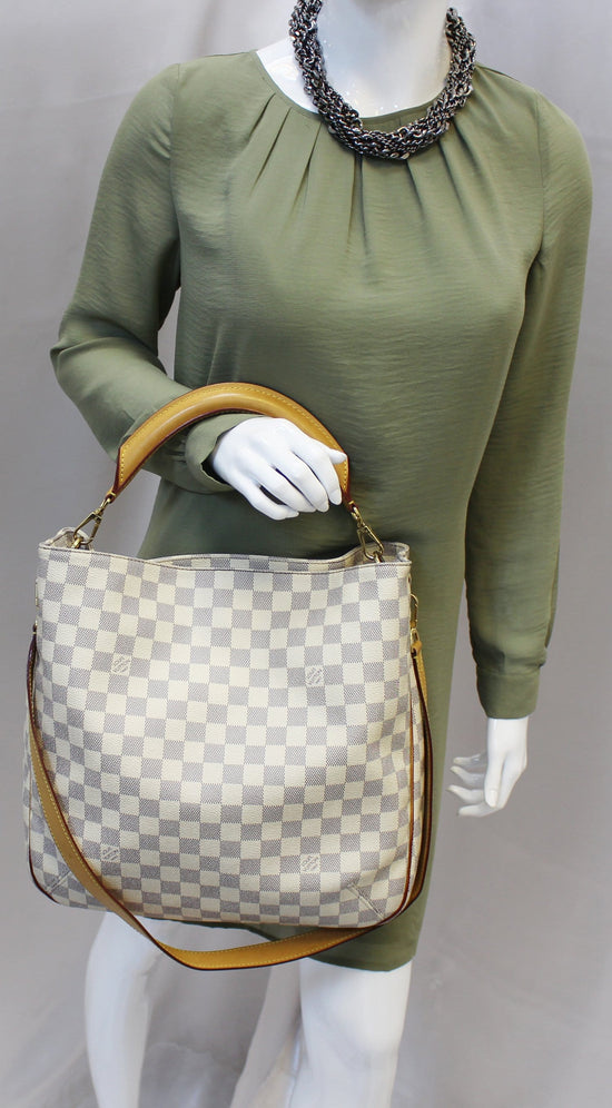 Sold at Auction: Louis Vuitton White Daumier Azur Soffi Bag