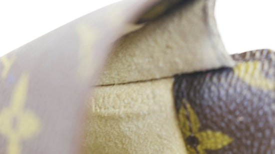 Authentic Louis Vuitton Monogram Etui Lunettes Simple Glasses Case – TLB  Preloved Goods