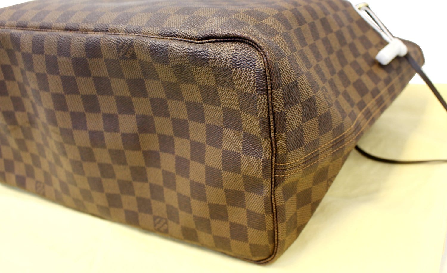 Authentic LOUIS VUITTON Damier Ebene Neverfull GM Tote Bag E3594