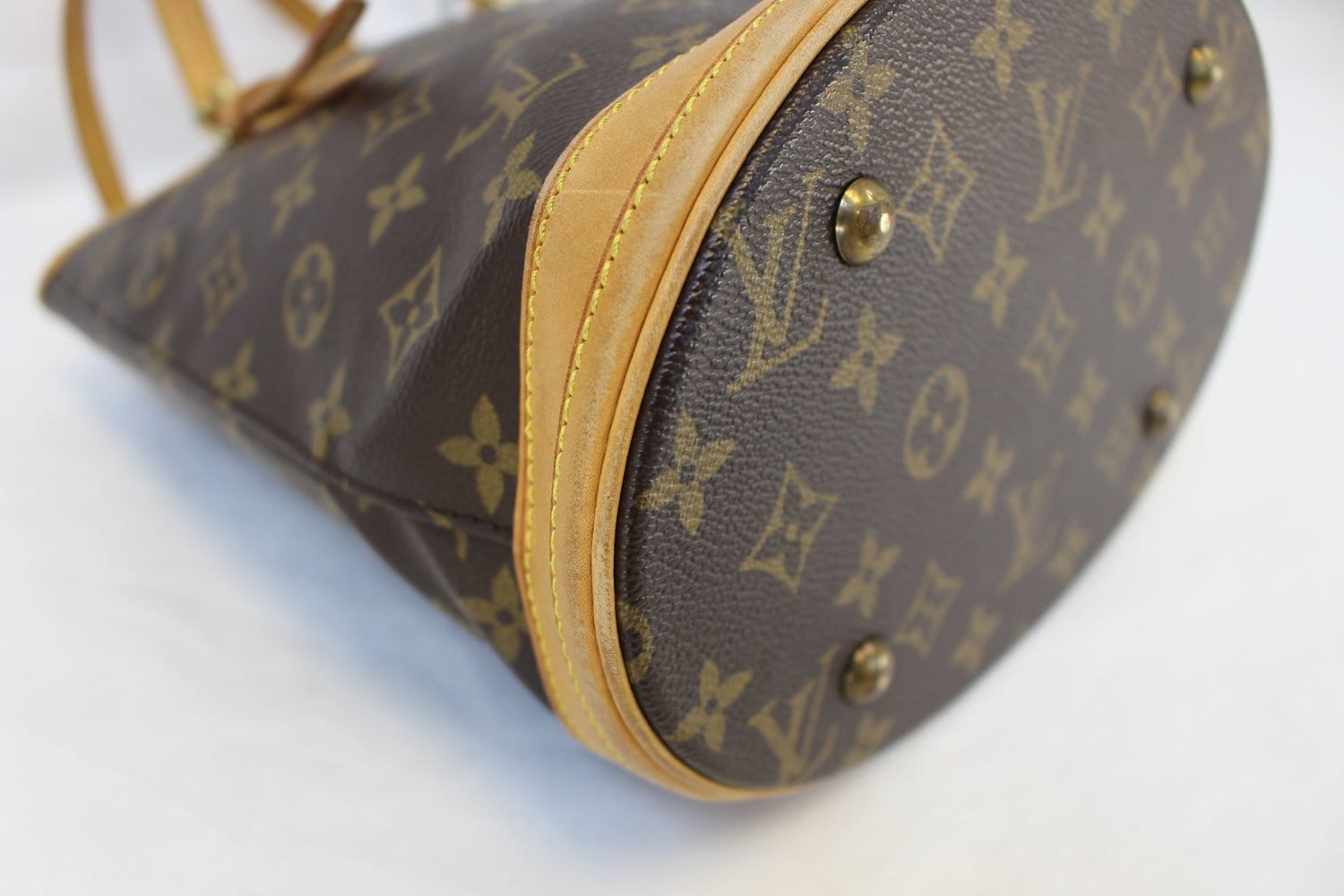 Louis Vuitton, Bags, Authentic Vintage Louis Vuitton Pm Bucket Bag Size  Os