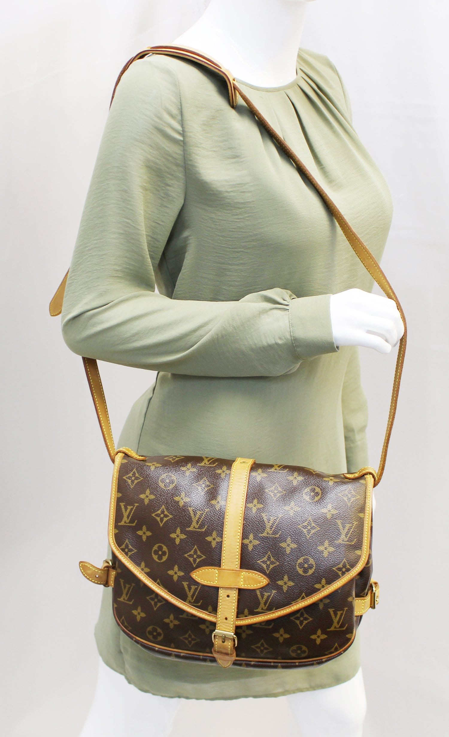 LOUIS VUITTON Monogram Canvas Saumur 30 Shoulder Bag