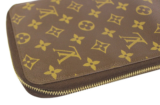 Review & What Fits Inside the Louis Vuitton Escapade/ Escovedo Travel  Organizer 