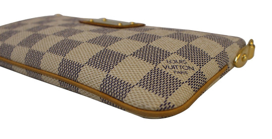 Louis Vuitton White Damier Azur Pochette Milla Trunks Labels MM Cloth  ref.1018206 - Joli Closet