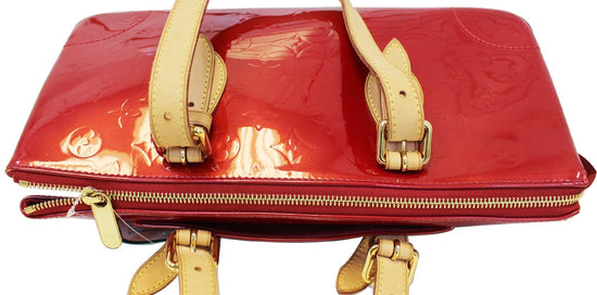 Louis Vuitton Louis Vuitton Porte Monnaies Cruer Red Pomme D'amour